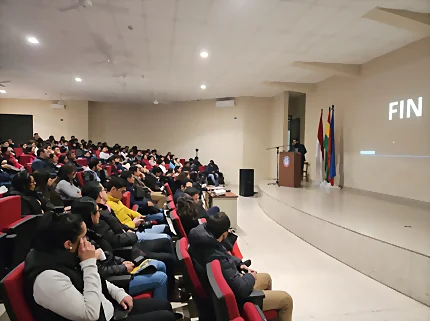 Estudiantes en actividad académica