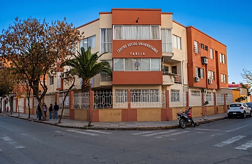 Edificio del Seguro Social Universitario de Tarija